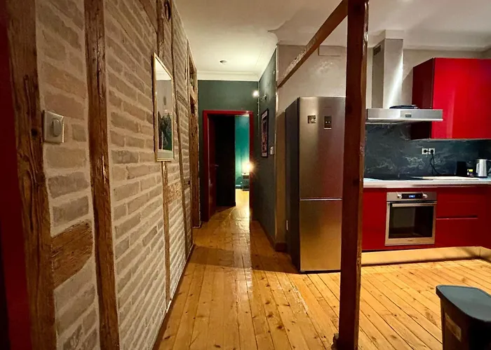 Authentic Charm And Design In Apartamento *
